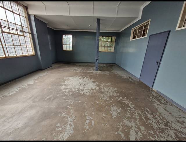 2,722M² WAREHOUSE TO LET IN BENROSE
